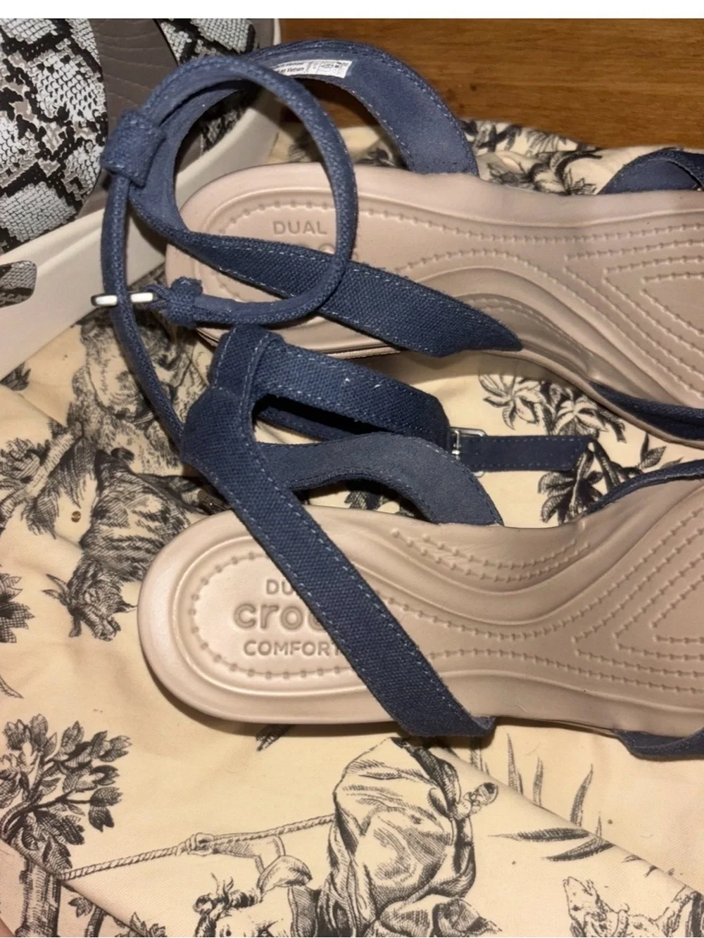 Crocs Women's Leigh II Ankle Strap Wedges 9